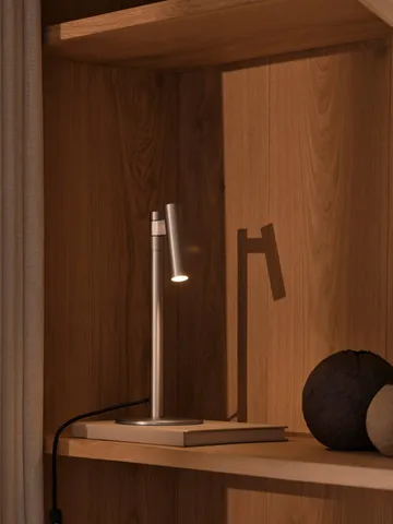 Makoto bordslampa - Satin krom, 37 cm - Design For The People