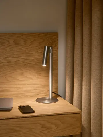 Makoto bordslampa - Satin krom, 37 cm - Design For The People