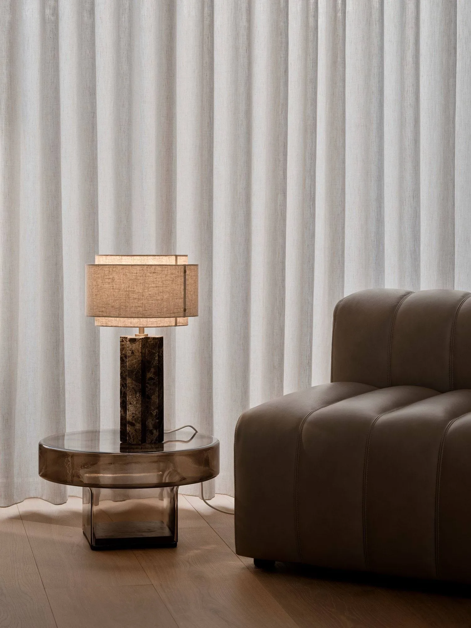 Takai marble bordslampa, Beige, Ø30x55 cm Design For The People
