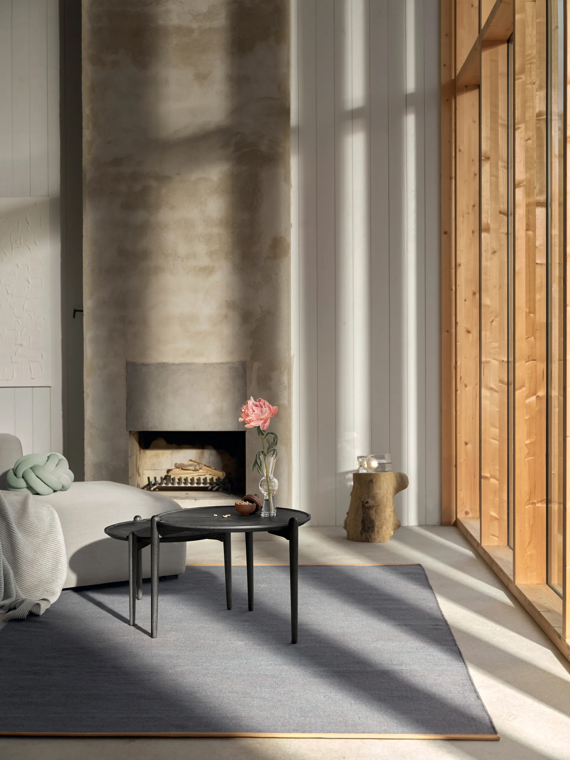 Aria soffbord högt 46 cm, Svart ek Design House Stockholm