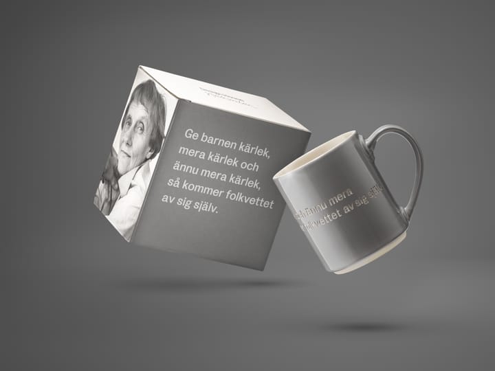 Astrid Lindgren mugg, ge barnen kärlek - svensk text - Design House Stockholm