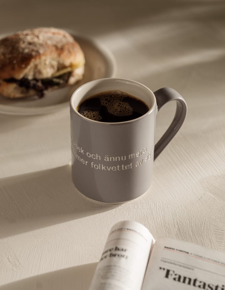 Astrid Lindgren mugg, ge barnen kärlek, svensk text Design House Stockholm