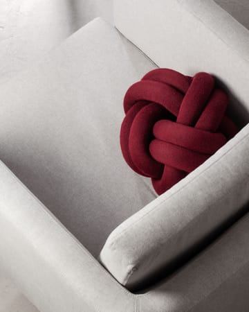 Knot kudde - Bordeaux - Design House Stockholm