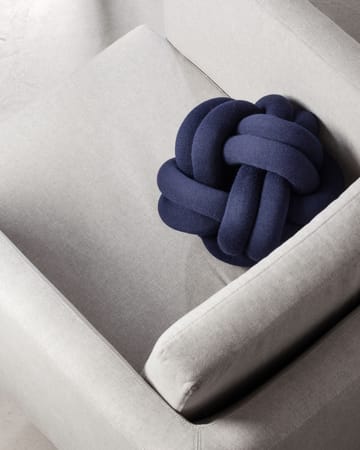 Knot kudde - marinblå - Design House Stockholm