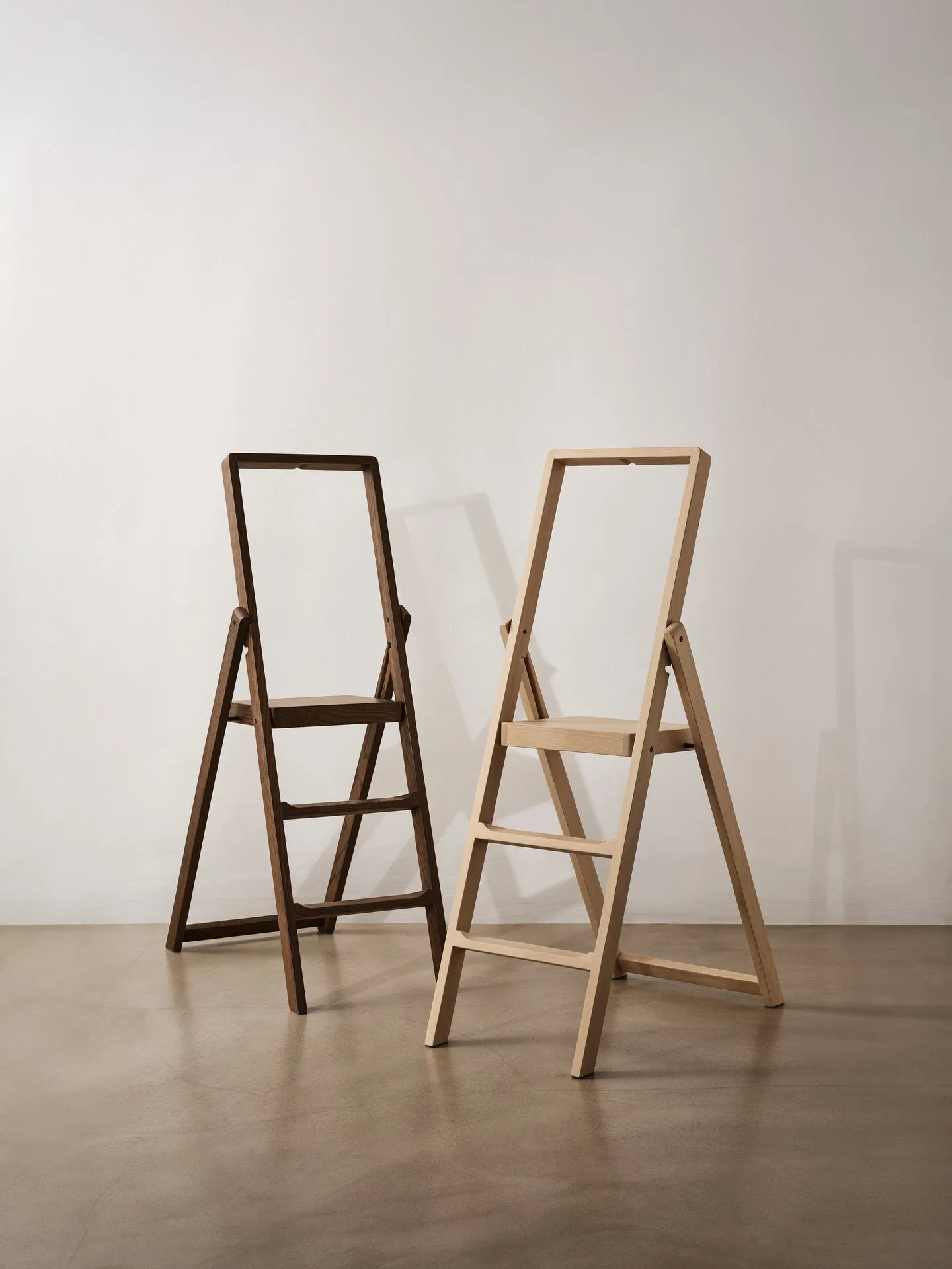 Step stege, Dark oak Design House Stockholm