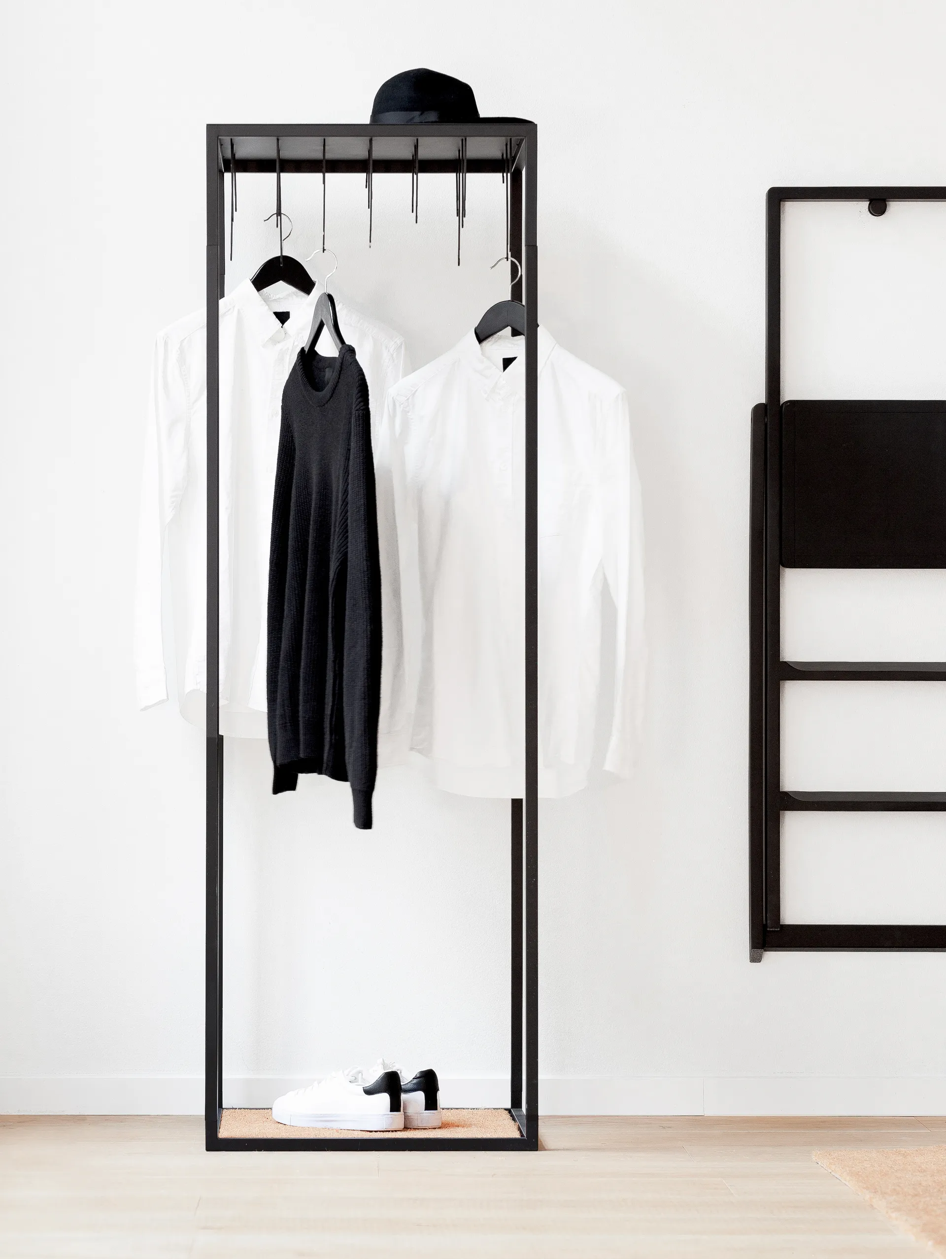 Step stege, Svartbetsad Design House Stockholm