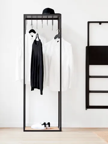 Step stege - Svartbetsad - Design House Stockholm