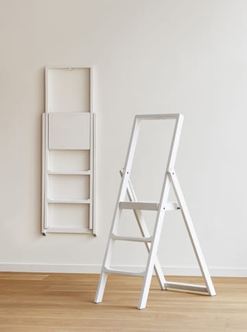 Step stege - Vitbetsad - Design House Stockholm