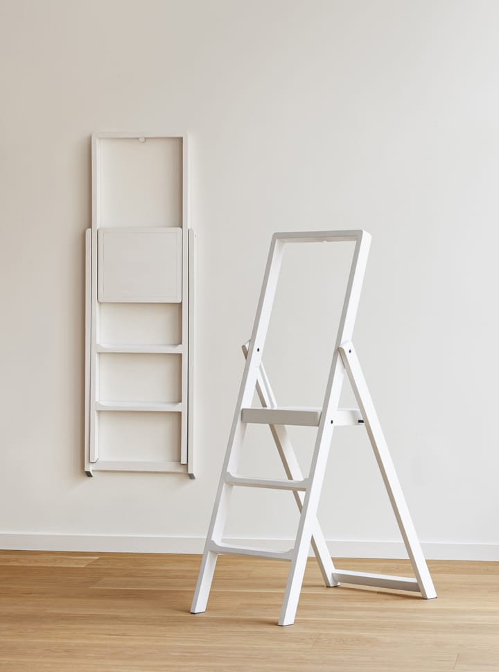 Step stege - Vitbetsad - Design House Stockholm