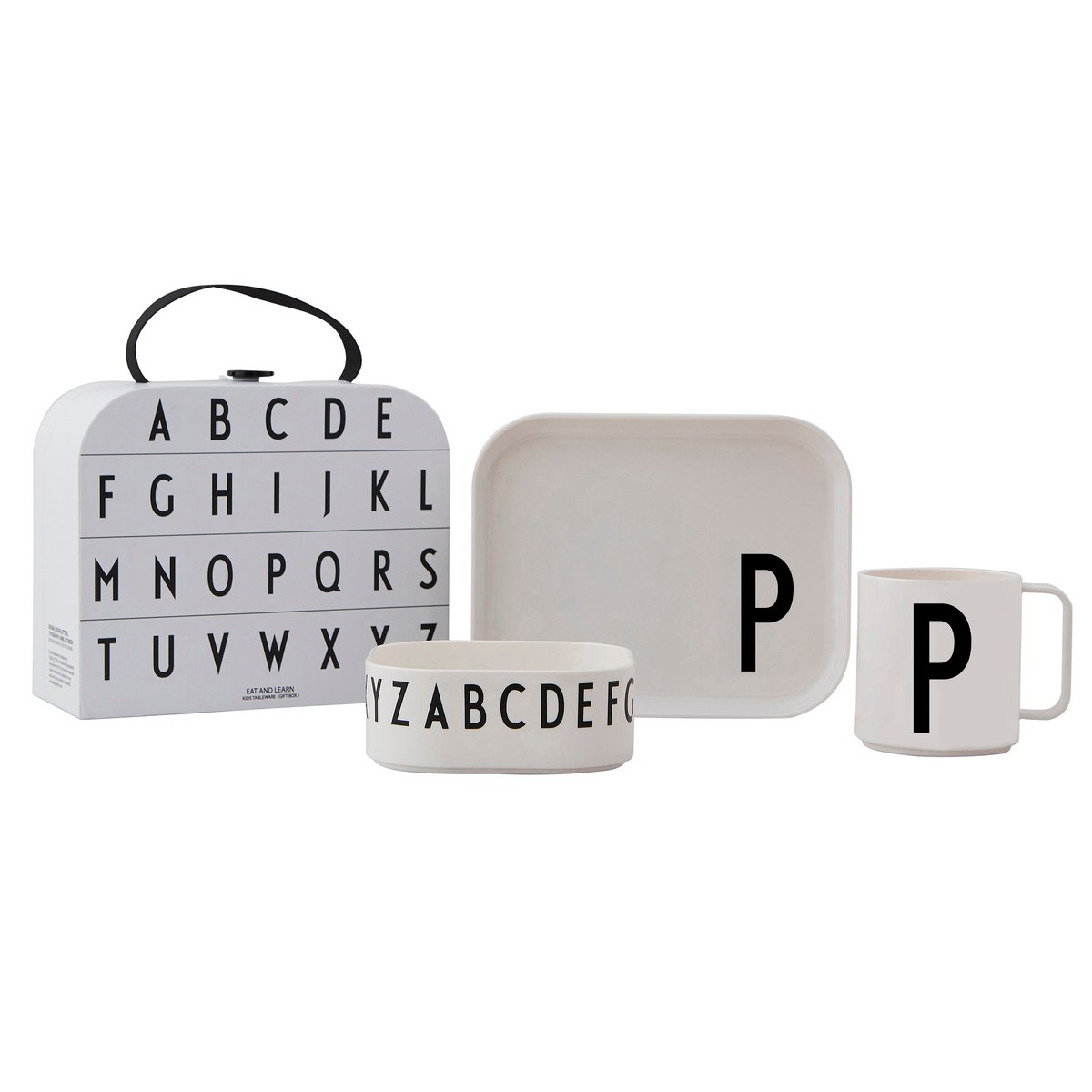 Design Letters barnservis set P | Skandinavisk Design | Barnserviser | Vit