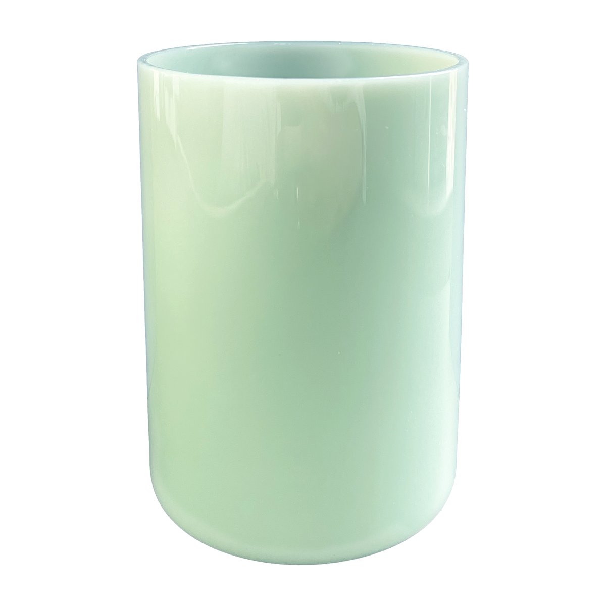 Design Letters favoritglas 35 cl Milky green | Skandinavisk Design | Dricksglas | Grön
