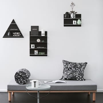Design Letters hylla Triangle - svart - Design Letters