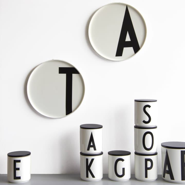 Design Letters tallrik - M - Design Letters