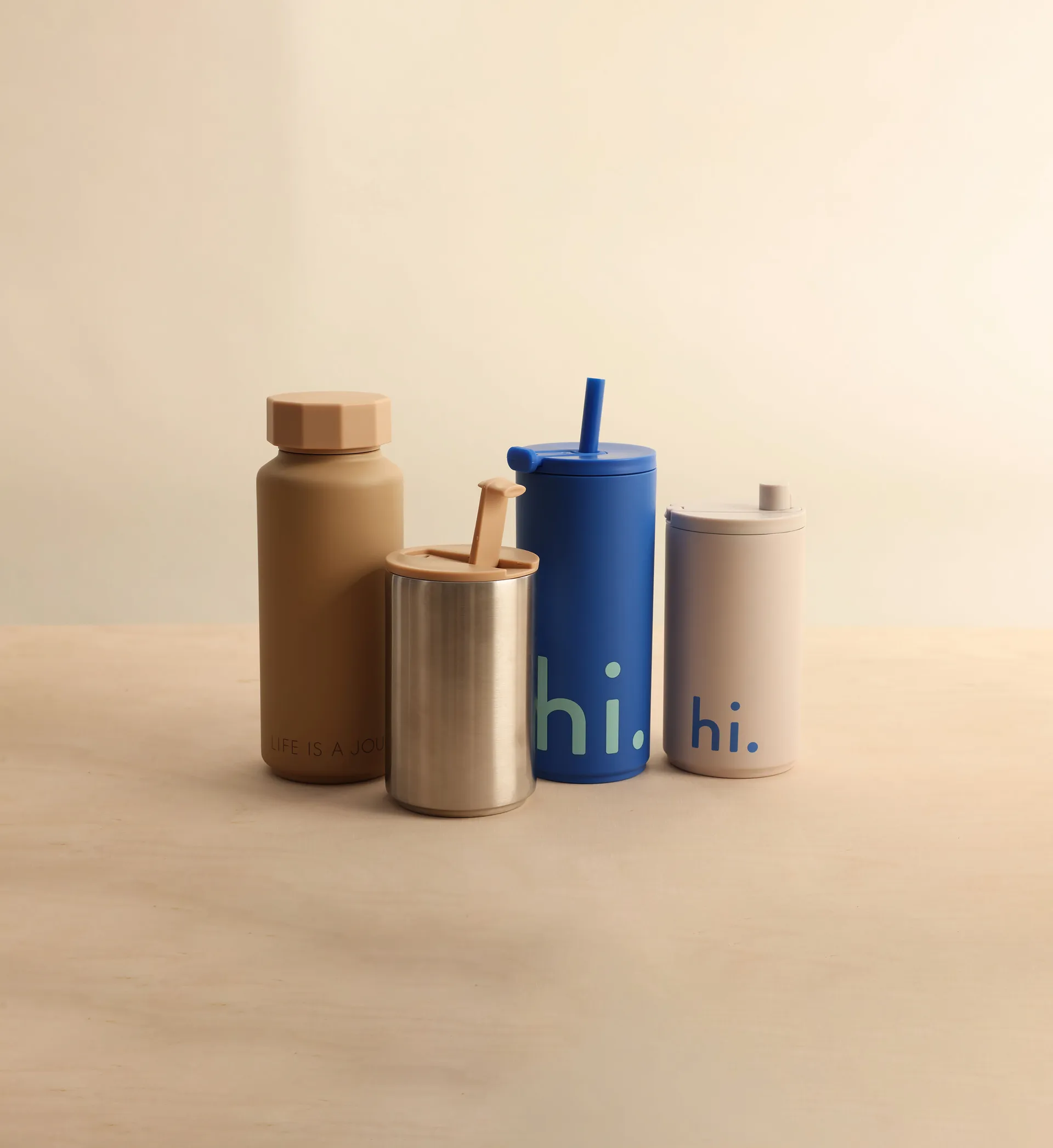 Travel Life termosflaska med sugrör 50 cl, Hi-cobalt blue Design Letters