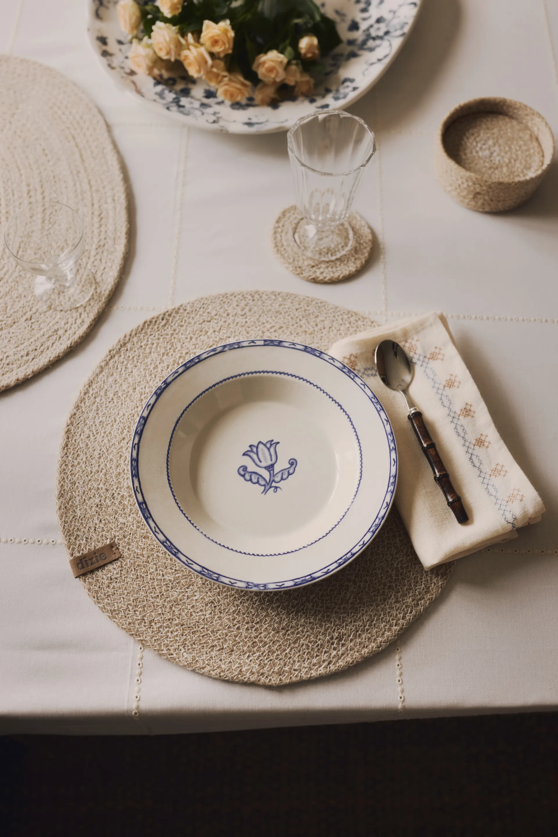 Ella bordstablett Ø38 cm, natur Dixie