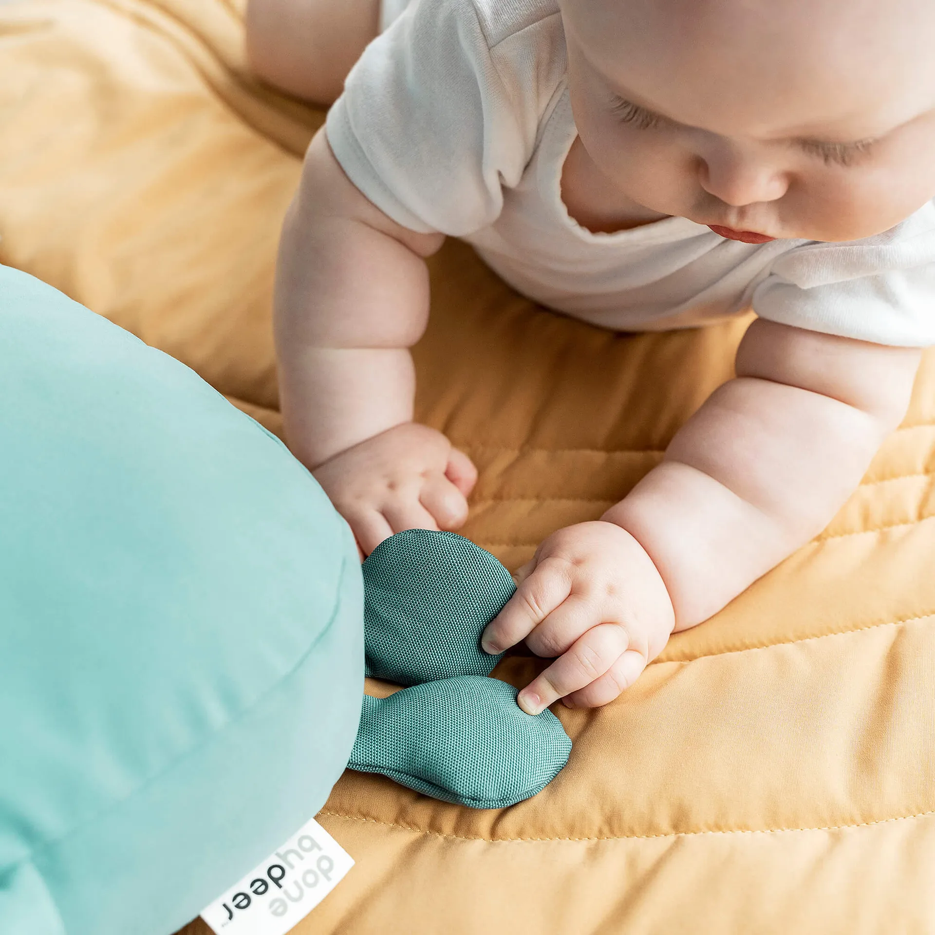 Raffi barnvagnskudde, Blue Done by deer