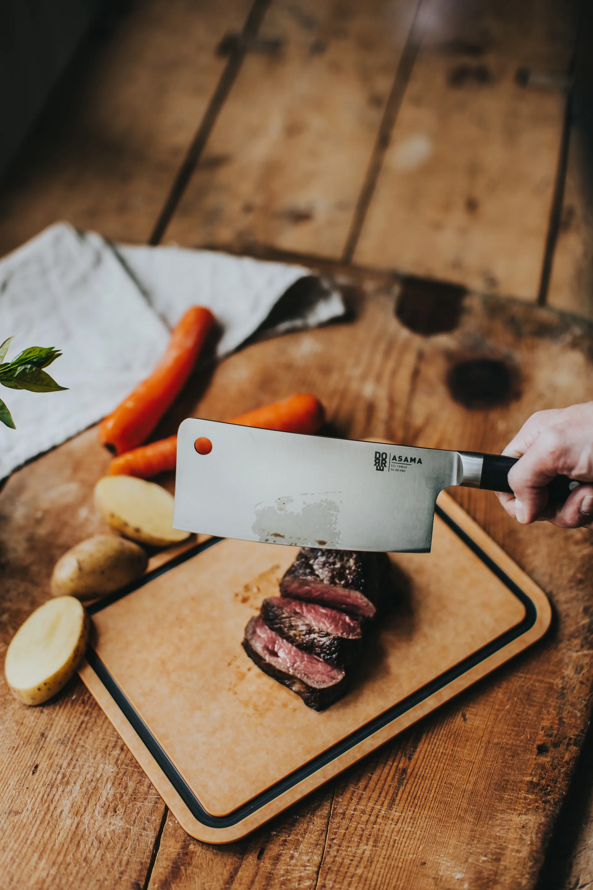 Asama Kinesisk kockkniv 18 cm, Svart handtag Dorre