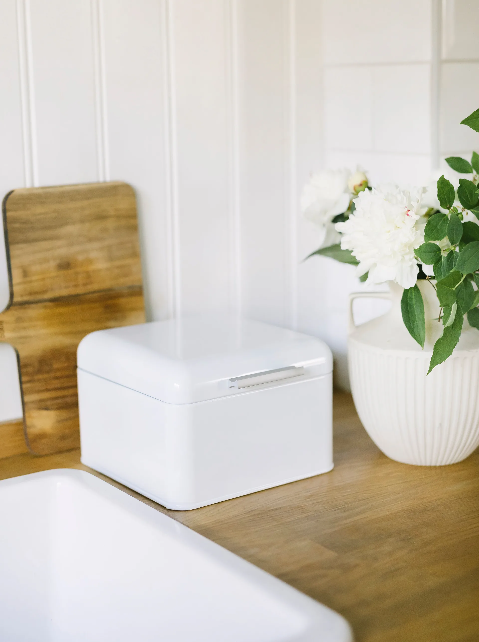 Bella brödskrin kolstål 20x20 cm, Vit Dorre