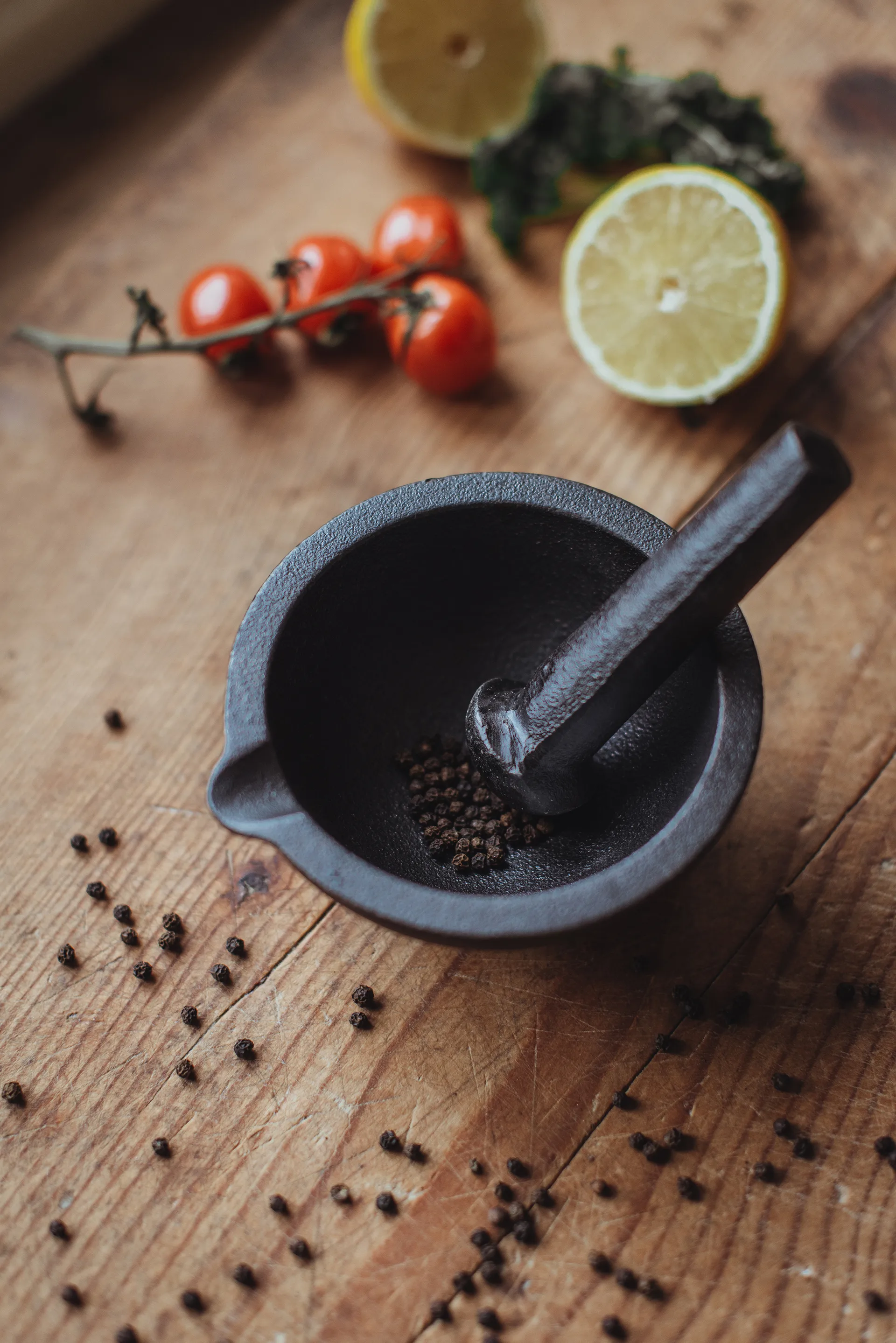 Gilly gjutjärnsmortel, Svart, 13x13x6,3 cm Dorre