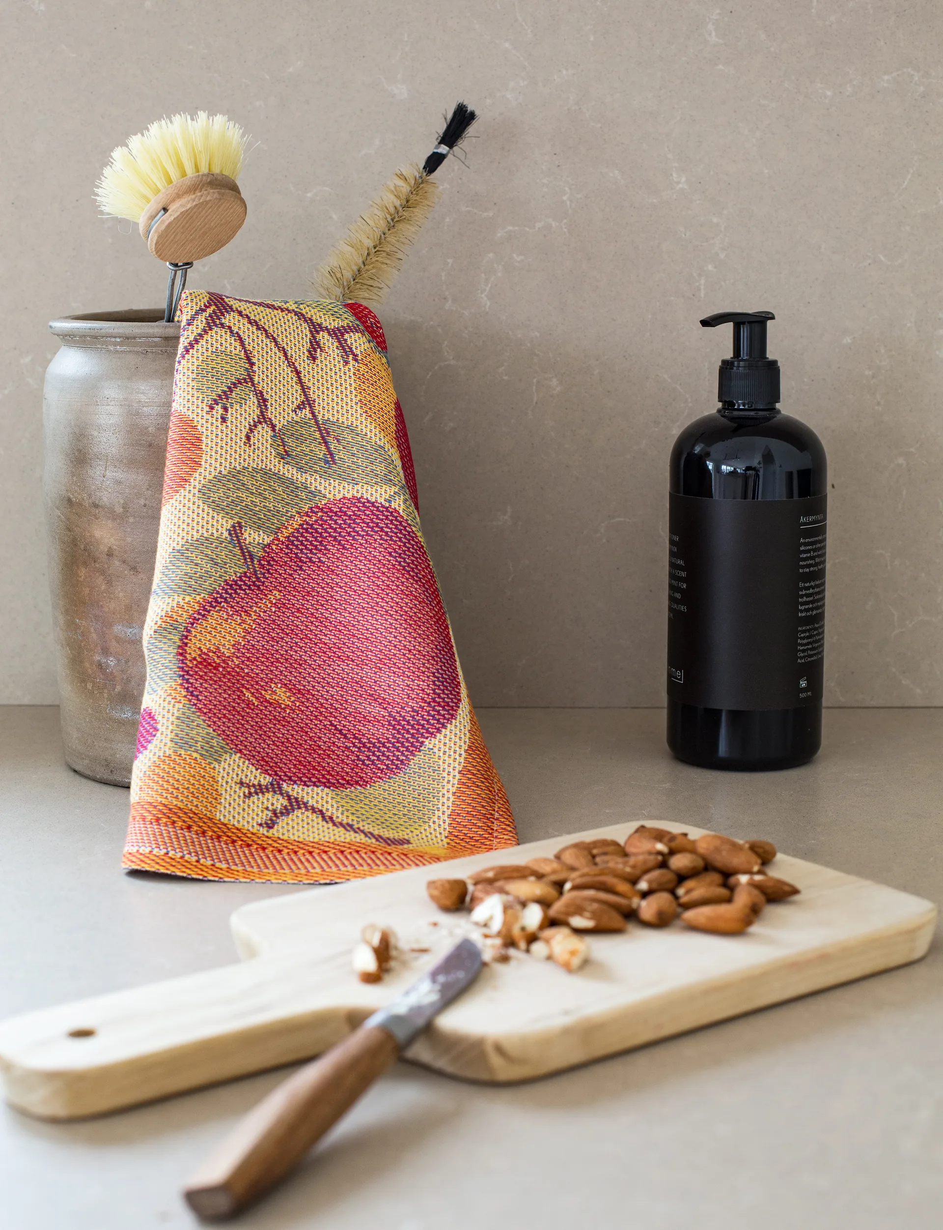 Äppelbär diskduk 35x25 cm, Orange Ekelund Linneväveri