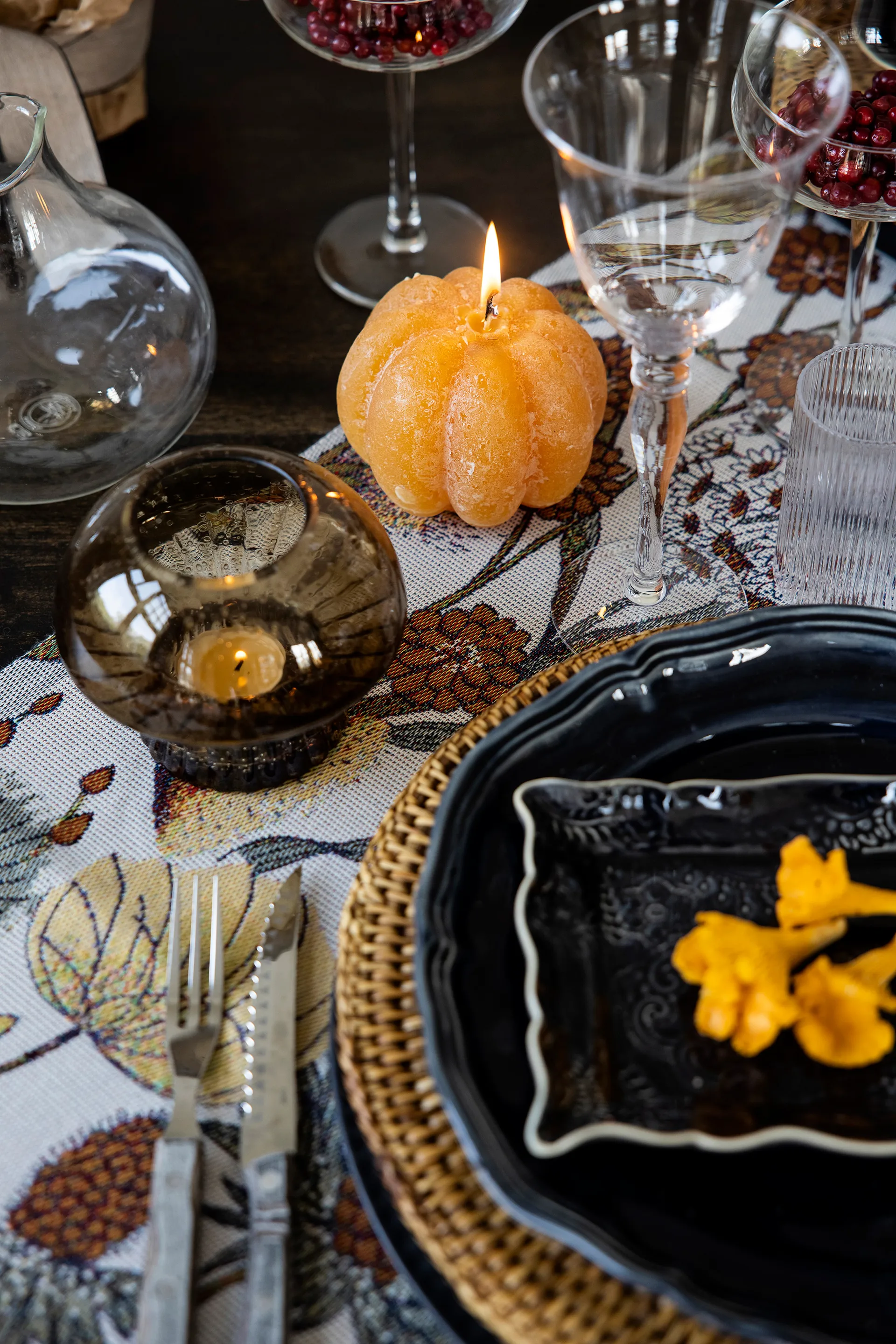 Autumn bordslöpare 35x120 cm, Brun-röd Ekelund Linneväveri