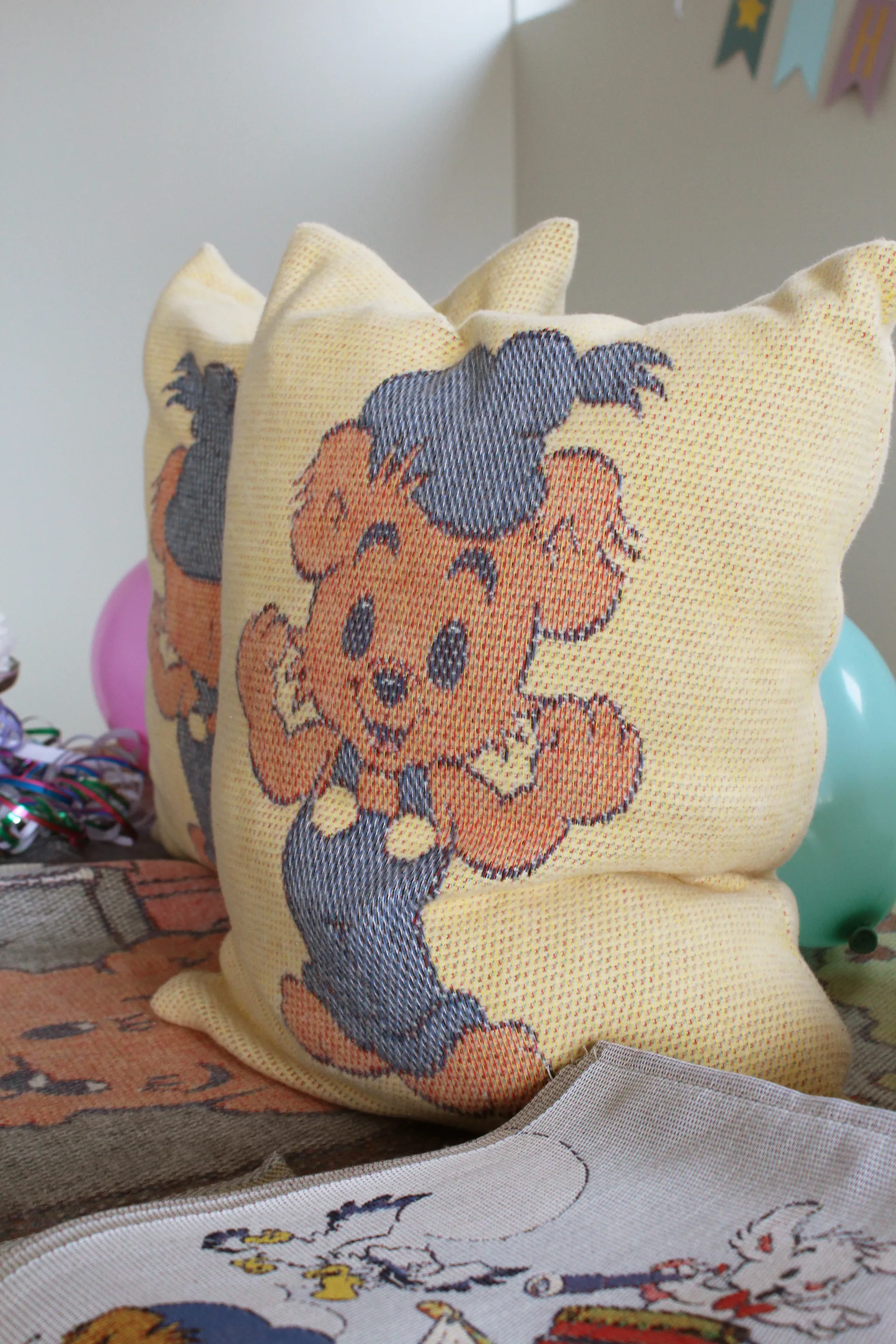 Bamse kuddfodral 40x40 cm, Gul Ekelund Linneväveri