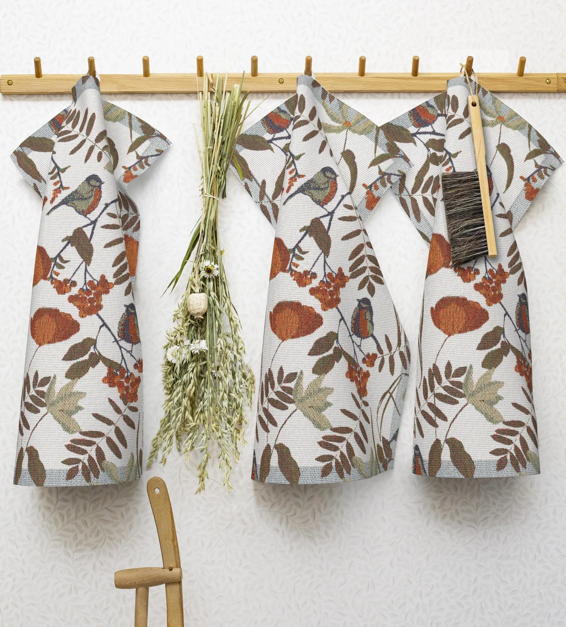 Fåglabäck kökshandduk 35x50 cm, Brun-orange Ekelund Linneväveri