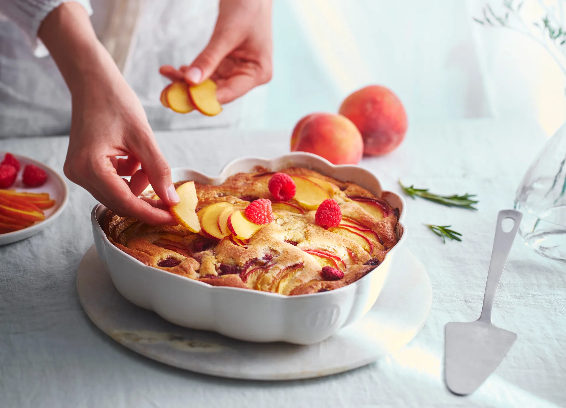 Emile Henry Madeleine hjärtanform, Cream Emile Henry