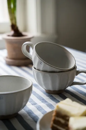 Ernst bordsduk randig 145x300 cm - Blå-vit - ERNST