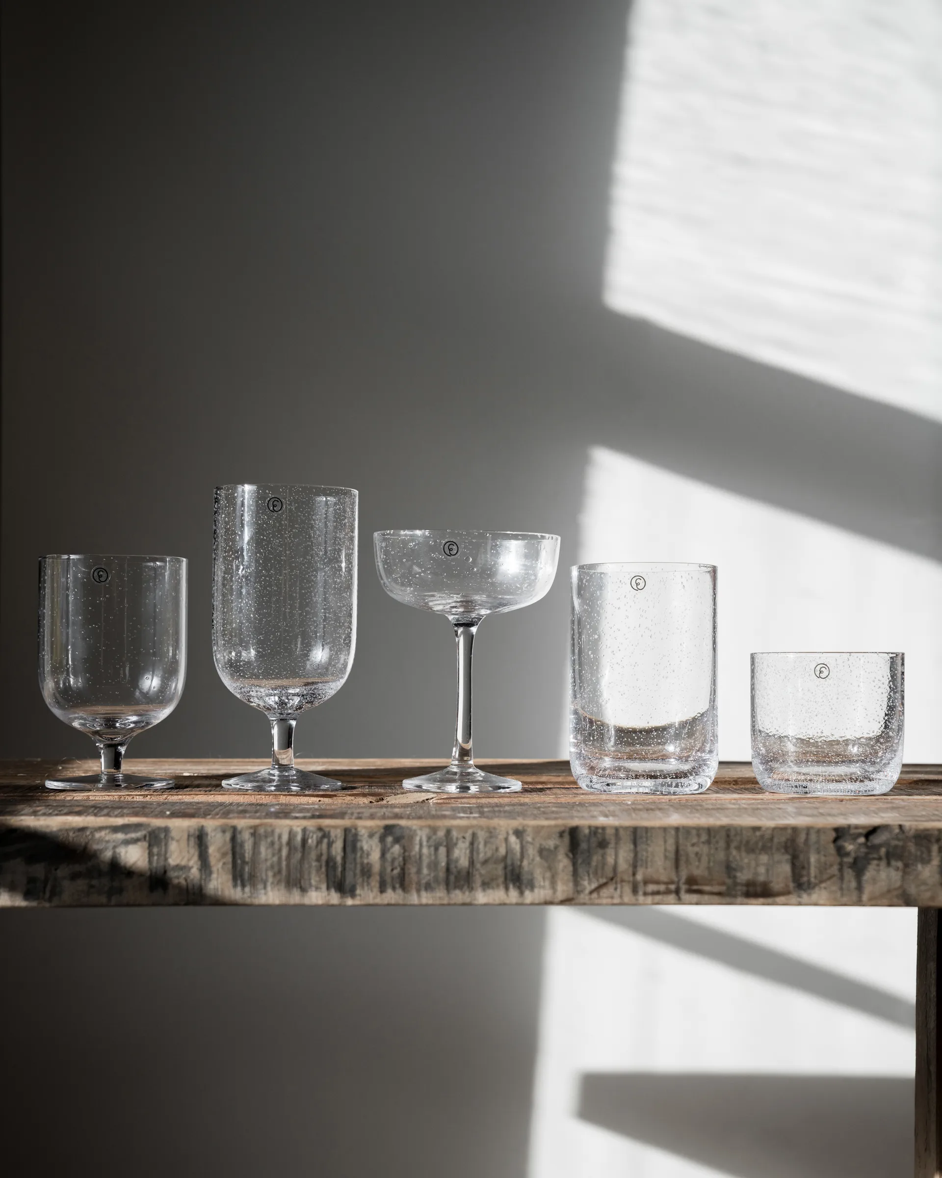 Ernst dricksglas på fot bubbligt glas 30 cl 2-pack, Klar ERNST