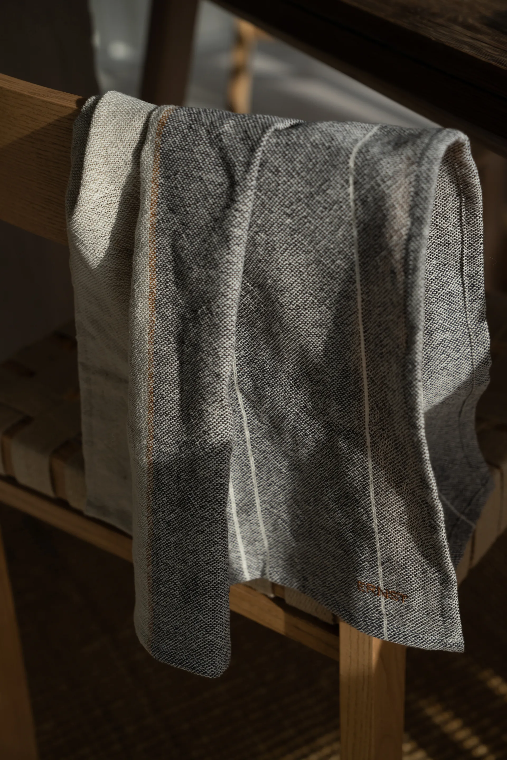 Ernst kökshandduk halvlinne 47x70 cm, Grå-natur ERNST