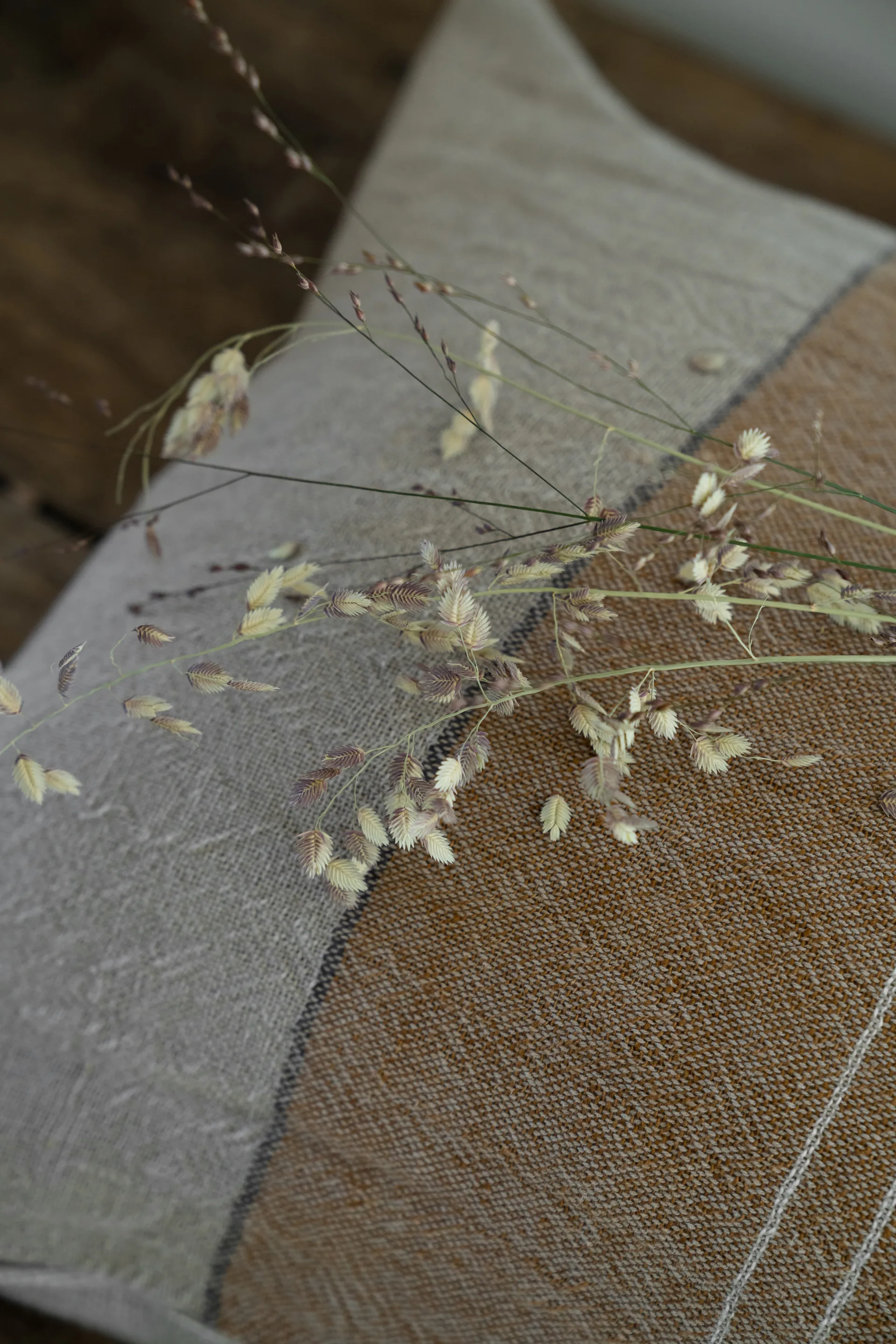 Ernst kuddfodral halvlinne 40x60 cm, Kola-natur ERNST