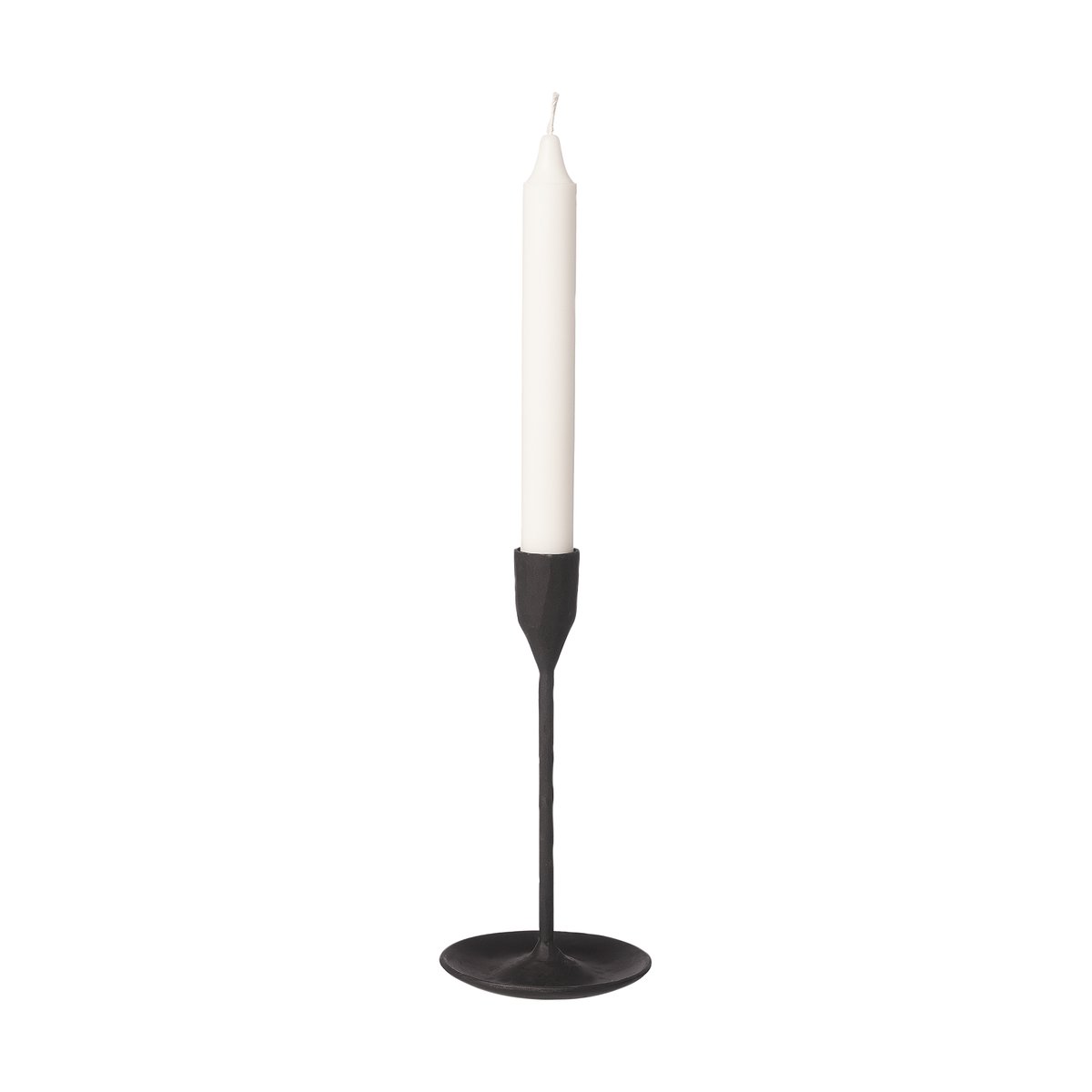 Ernst ljusstake svart metall 18 cm | Skandinavisk Design | Ljusstakar | Svart
