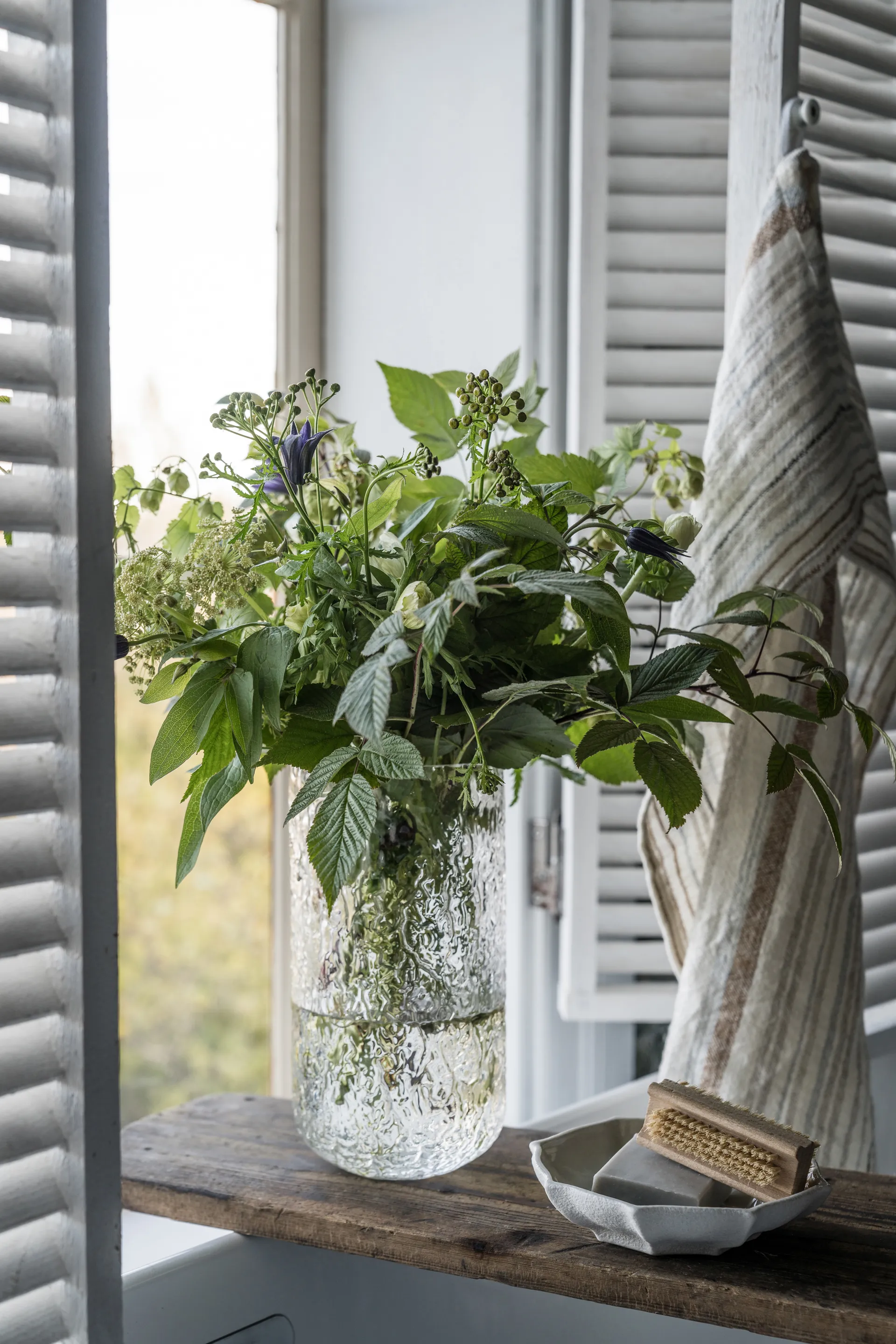 Ernst serveringsfat Ø17 cm, Naturvit ERNST