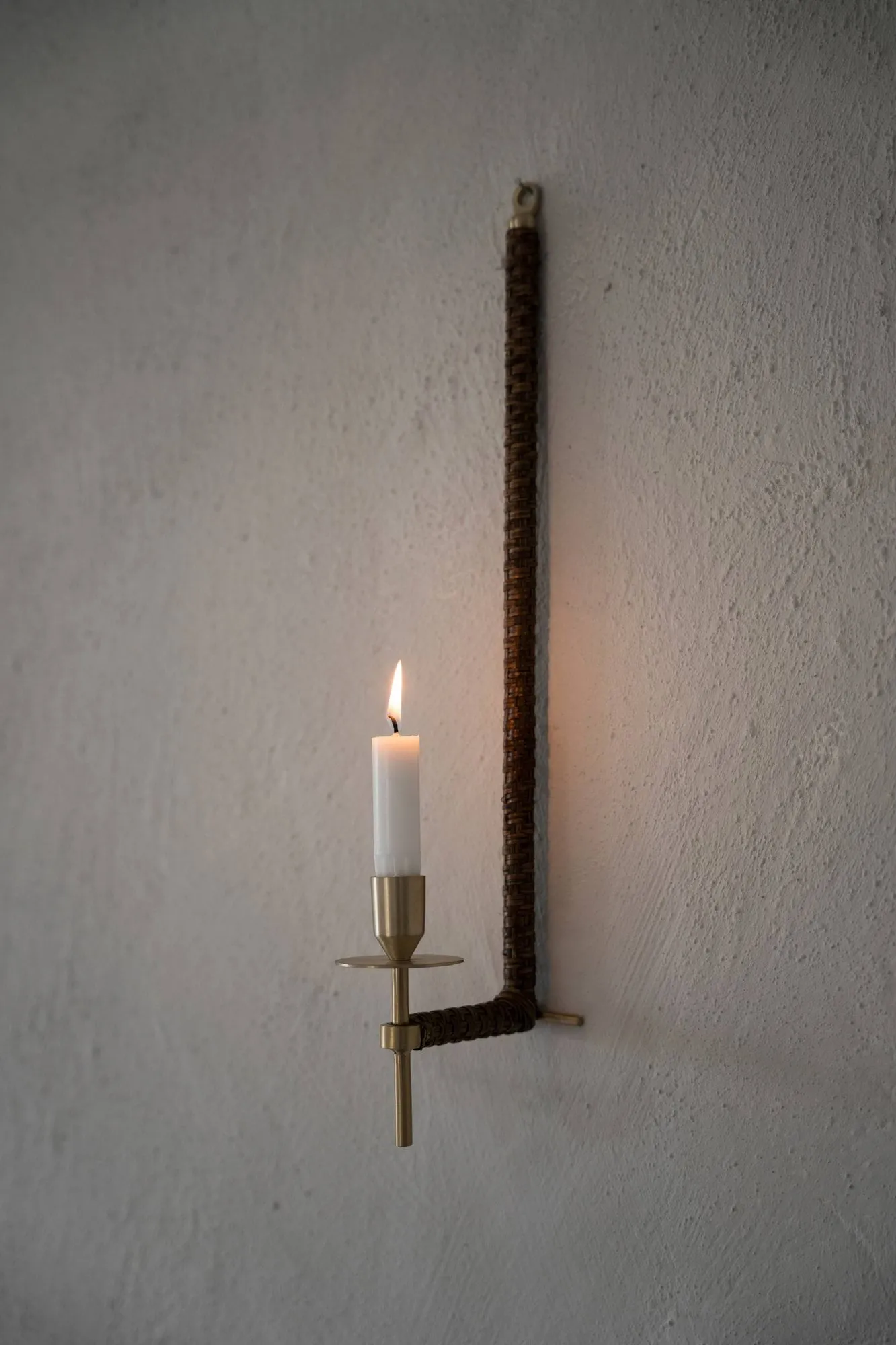 Ernst vägglampett flätad, Mässing, 47cm ERNST