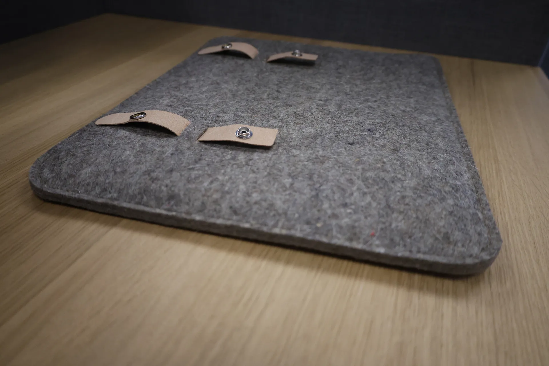 Nostalgi sittdyna 33x40 cm, Grå naturull Essem Design