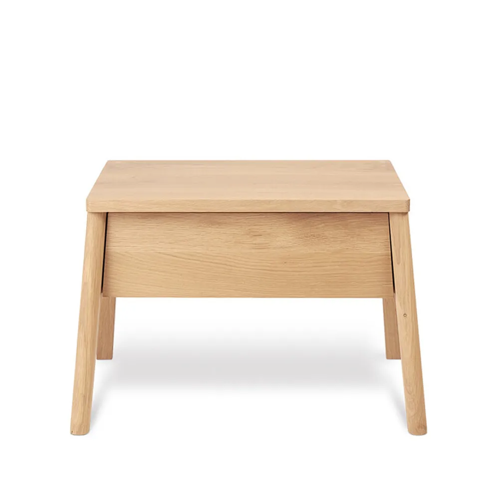 Air sängbord, Hårdvaxoljad ek Ethnicraft