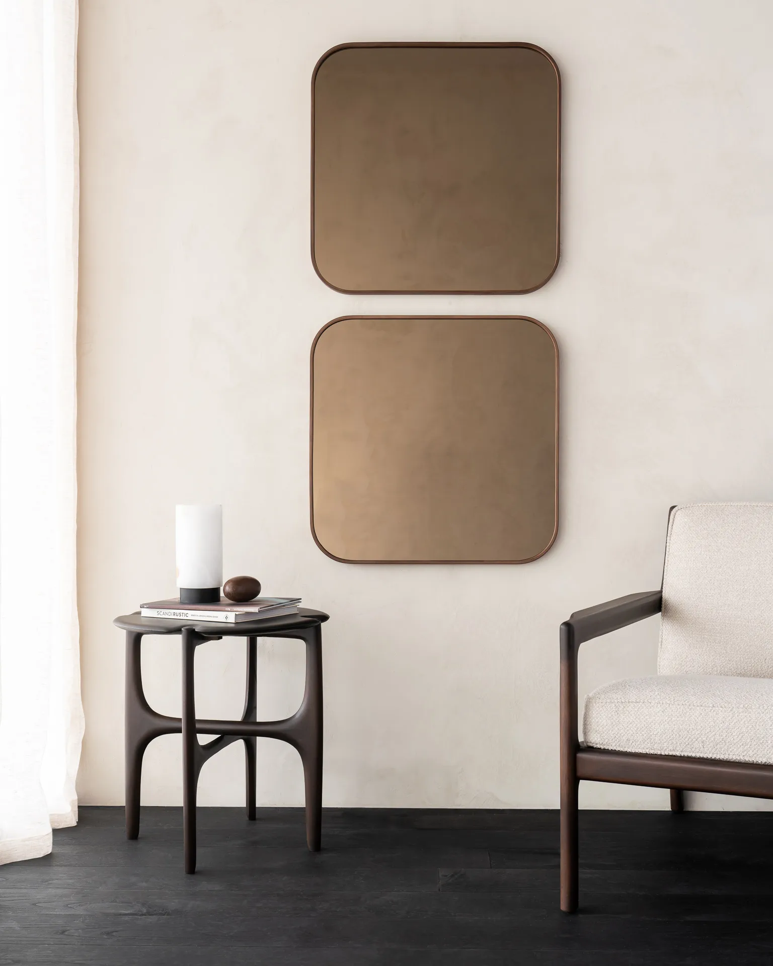 Camber väggspegel 60x60 cm, Bronze-wooden frame Ethnicraft