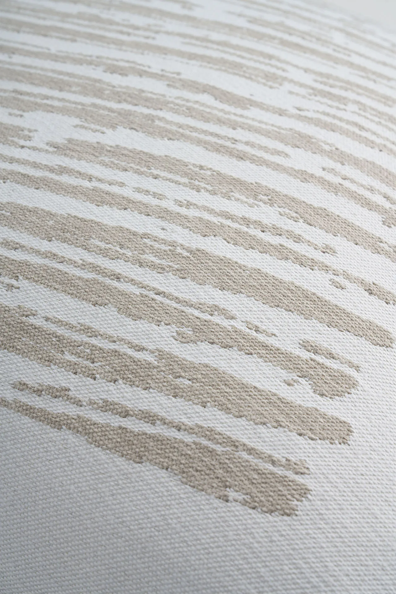 Linear square kudde 50x50 cm, Vit Ethnicraft