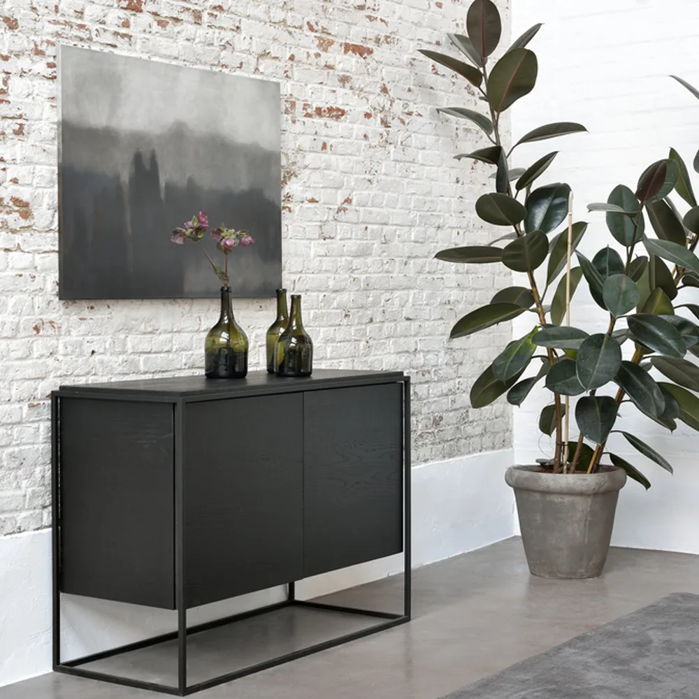 Monolit sideboard, Svart ek 2 dörrar-Metall Ethnicraft
