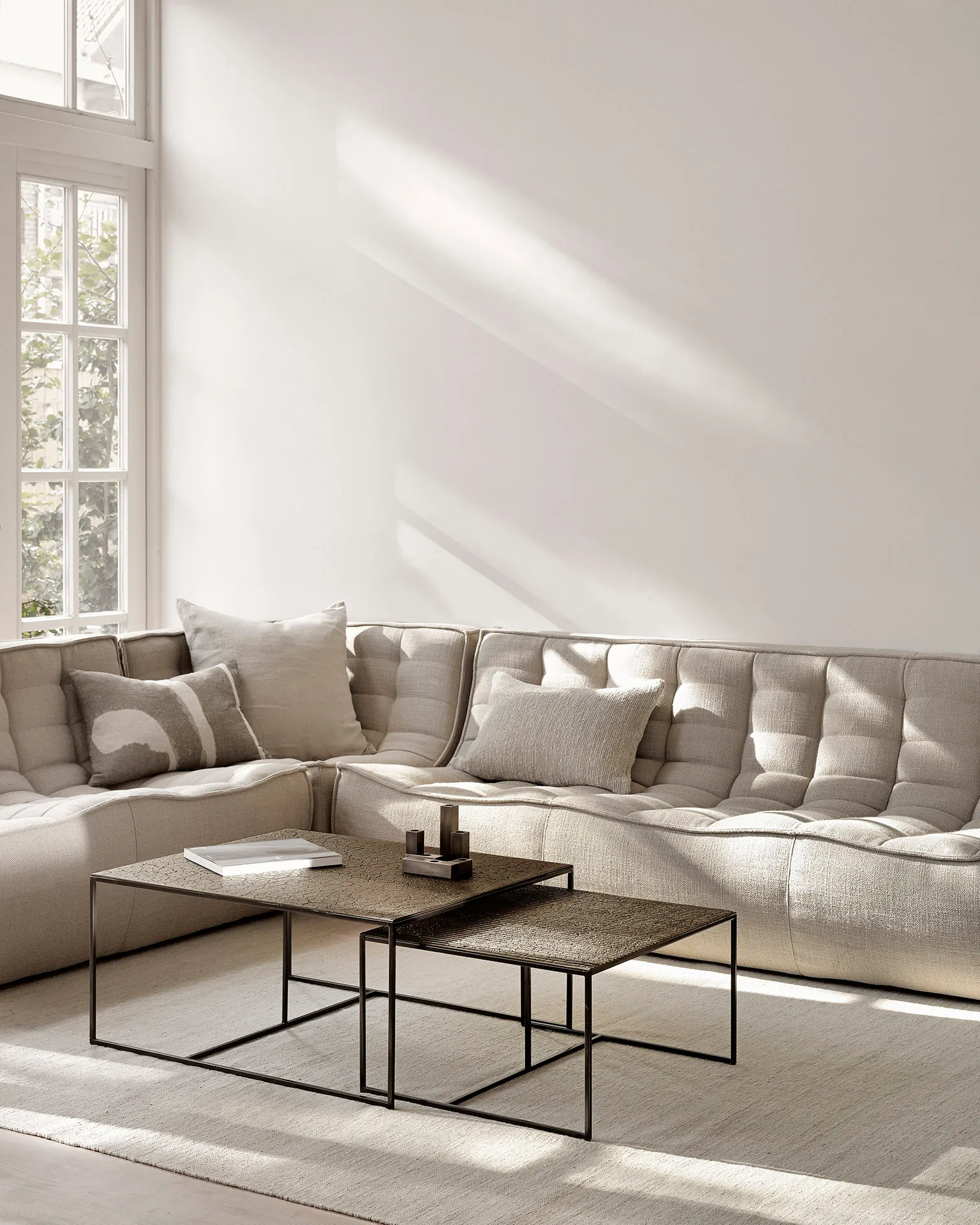 N701 modulhörnsoffa med rakt hörn, tyg Beige, 301x231 cm,  Ethnicraft