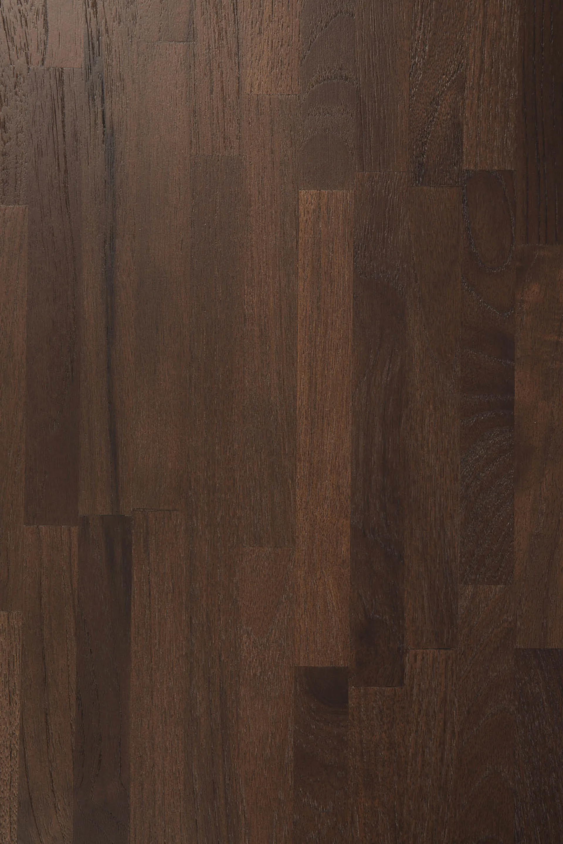 Oblic sidobord Ø52 cm, Brunbetsad teak Ethnicraft