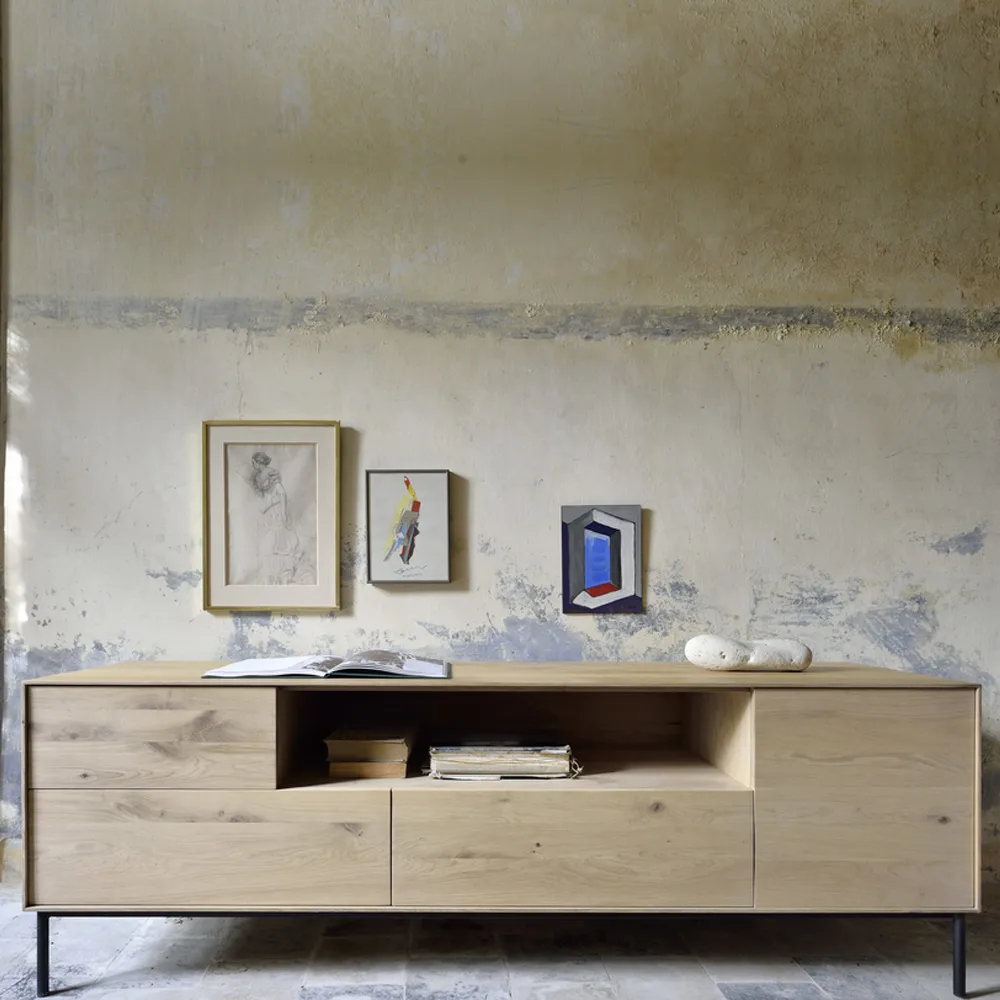 Whitebird mediabänk 180 cm, Oak wax oil-Black metal Ethnicraft