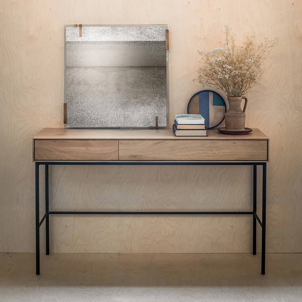 Whitebird skrivbord 77x127 cm, Ek 2 dörrar Ethnicraft