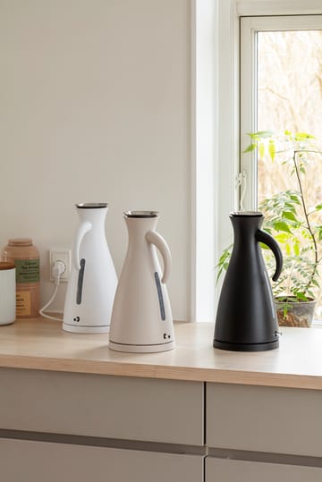 Eva Solo elektrisk vattenkokare 1,5 liter - Matt Sand - Eva Solo
