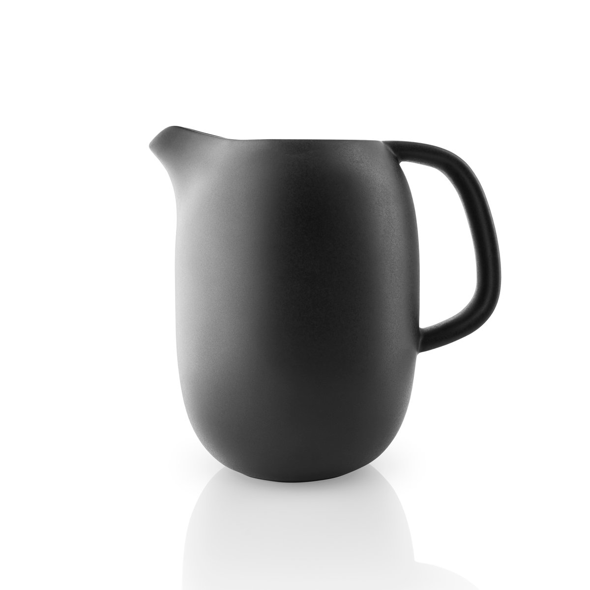 Eva Solo Nordic Kitchen kanna 1 l | Skandinavisk Design | Vattenkaraffer & Kannor | Svart