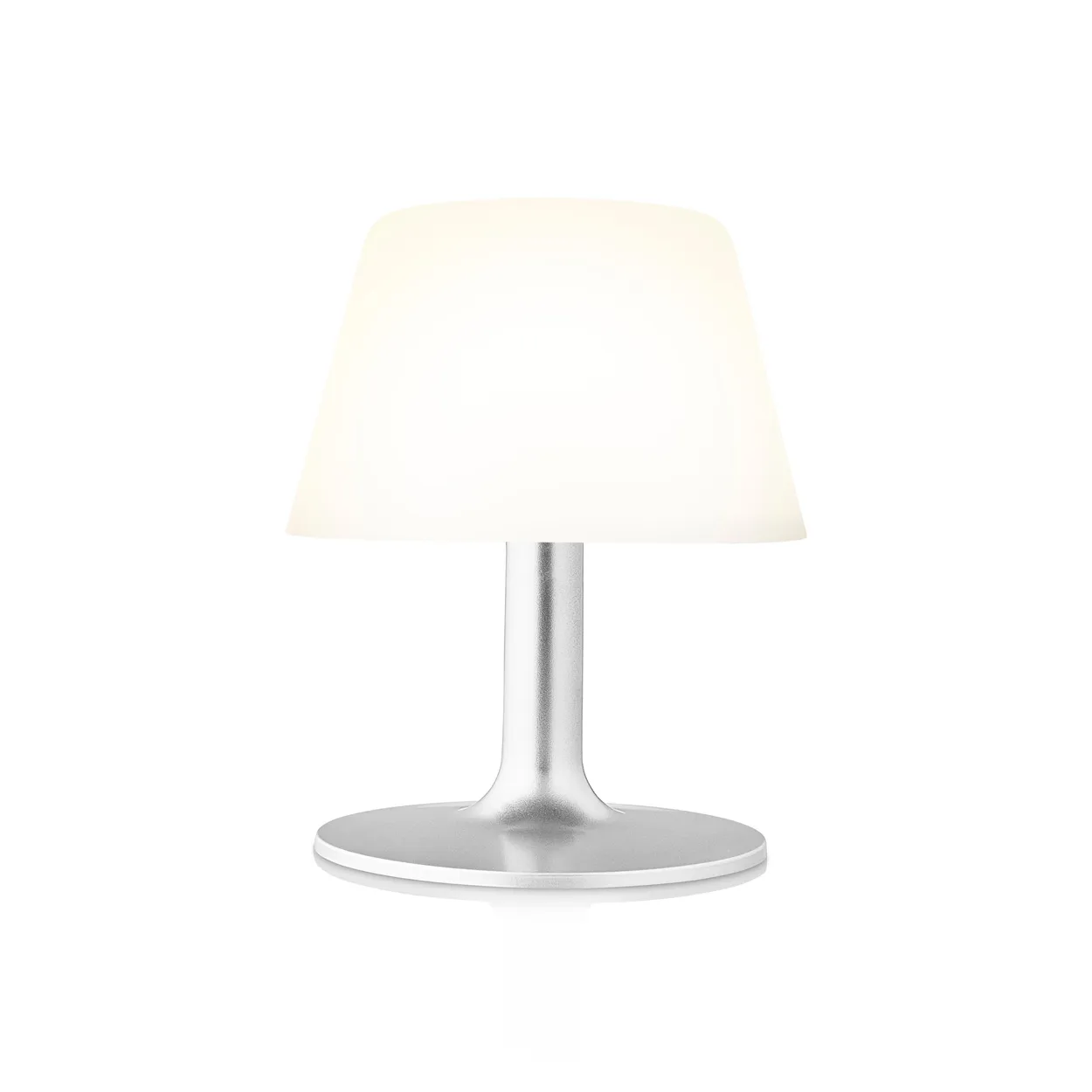 Eva Solo SunLight bordslampa 16 cm | Skandinavisk Design | Solcellslampor | Vit