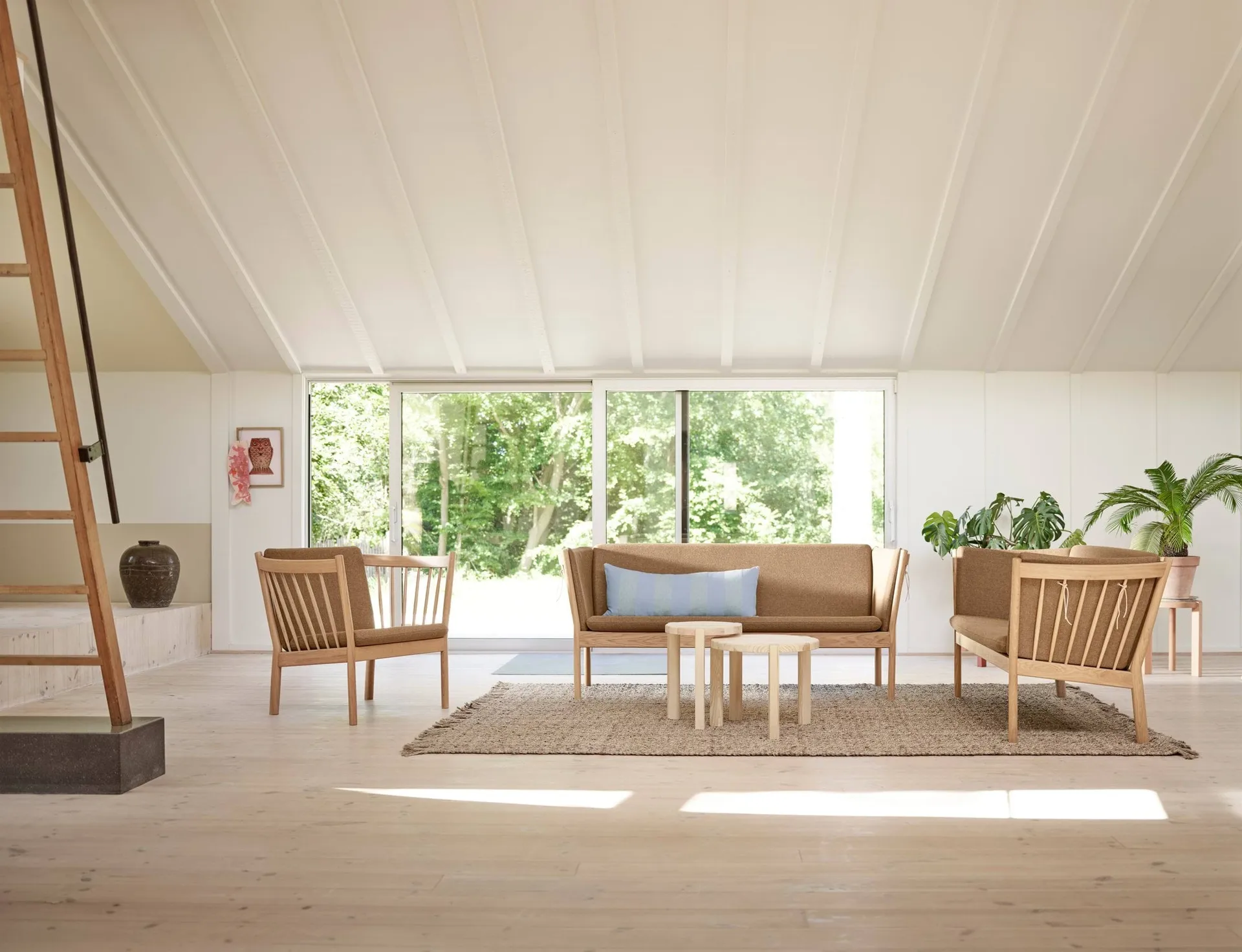 J149 soffa, Tyg grön-lackerad ek, 3-sits FDB Møbler