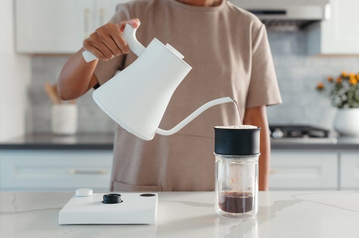 Stagg EKG Pro elektrisk vattenkokare 0.9 L, Matte white Fellow