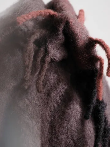 Blur mohair pläd - Dark chocolate-oxide red, 130x170 cm - Ferm Living